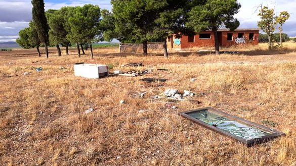 Vertidos-Claveria-(3)