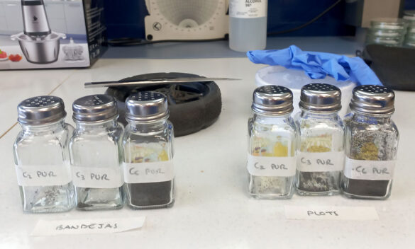 Vials containing various types and concentrations of microplastics, prepared in the laboratory, which will be added to the surface snow samples.